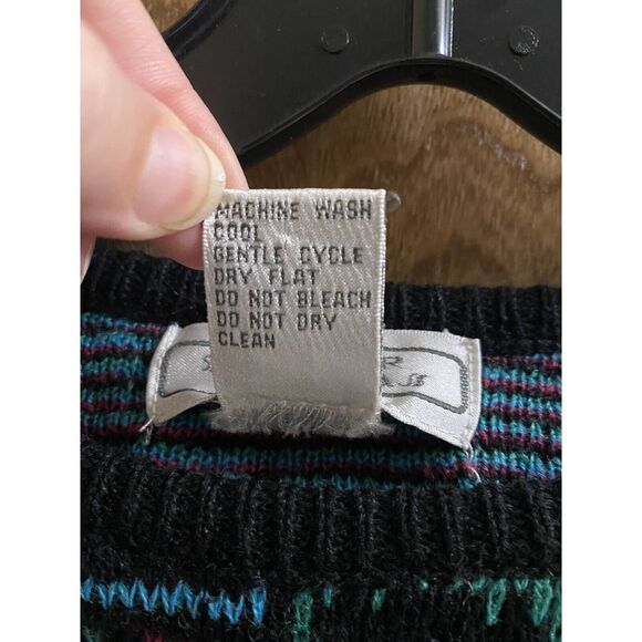 Vintage Sweater Teas Black Geometric Colorful Knit Sweater Oversized Size L - Picture 3 of 10